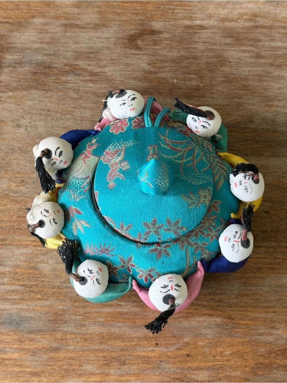 VTG Chinese silk brocade pincushion trinket box.